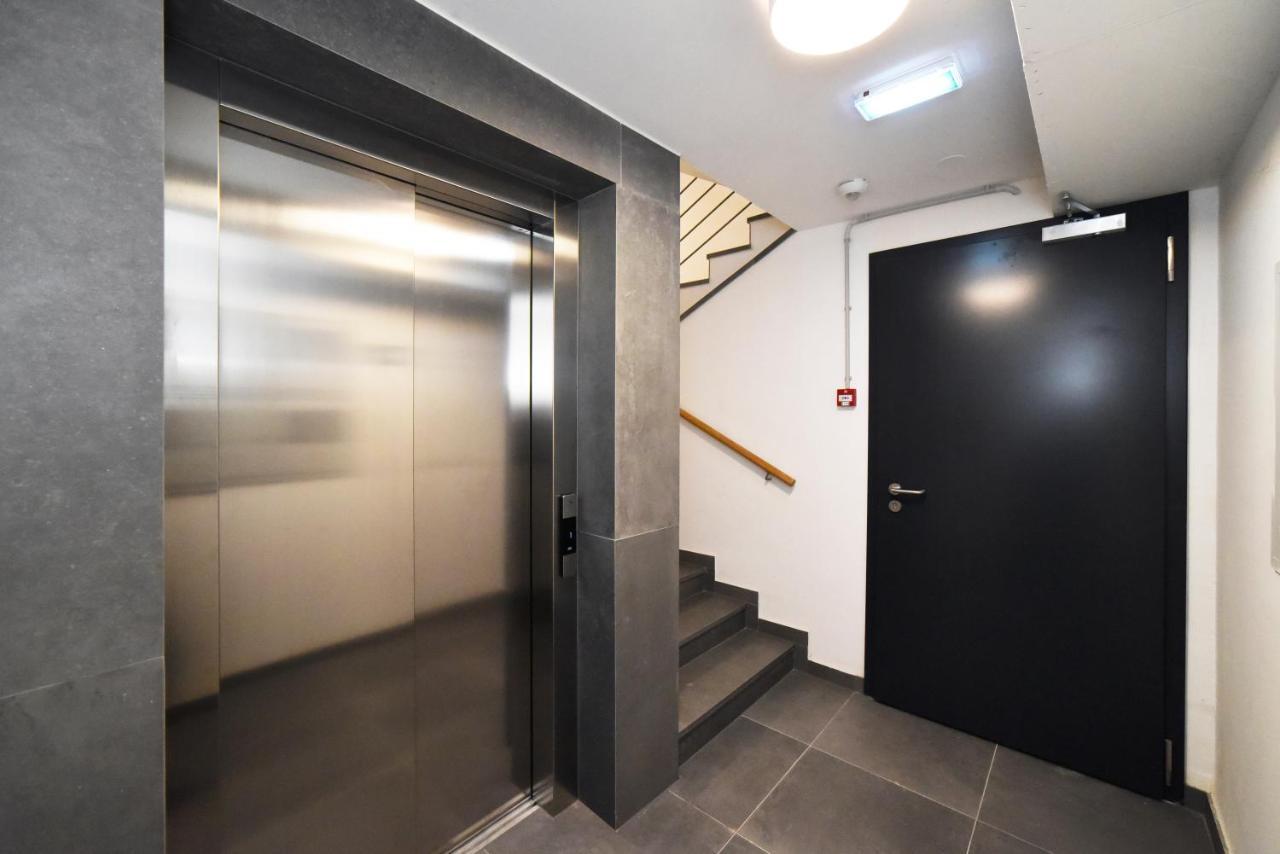 Ophelia Apartment With Parking Zagreb Buitenkant foto